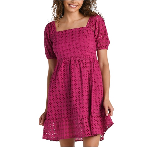 La Blanca Other - La Blanca Women's Saltwater Sands Cotton Eyelet Cover-Up Dress size S Magenta